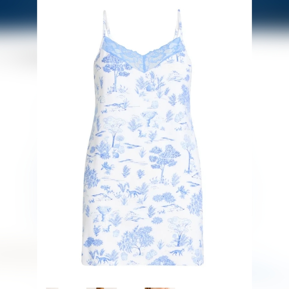 NIGHTIE size XL (16-18) BLUE FLORAL silky soft SLEEPWEAR dreamy soft !!! - Picture 5 of 6